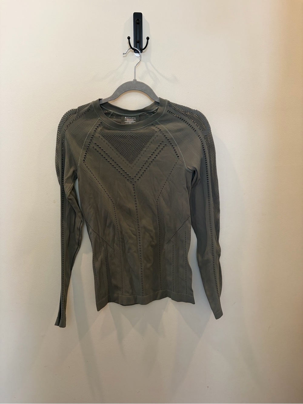 Athleta Olive Green Long Sleeve Seamless Knit Performance Top